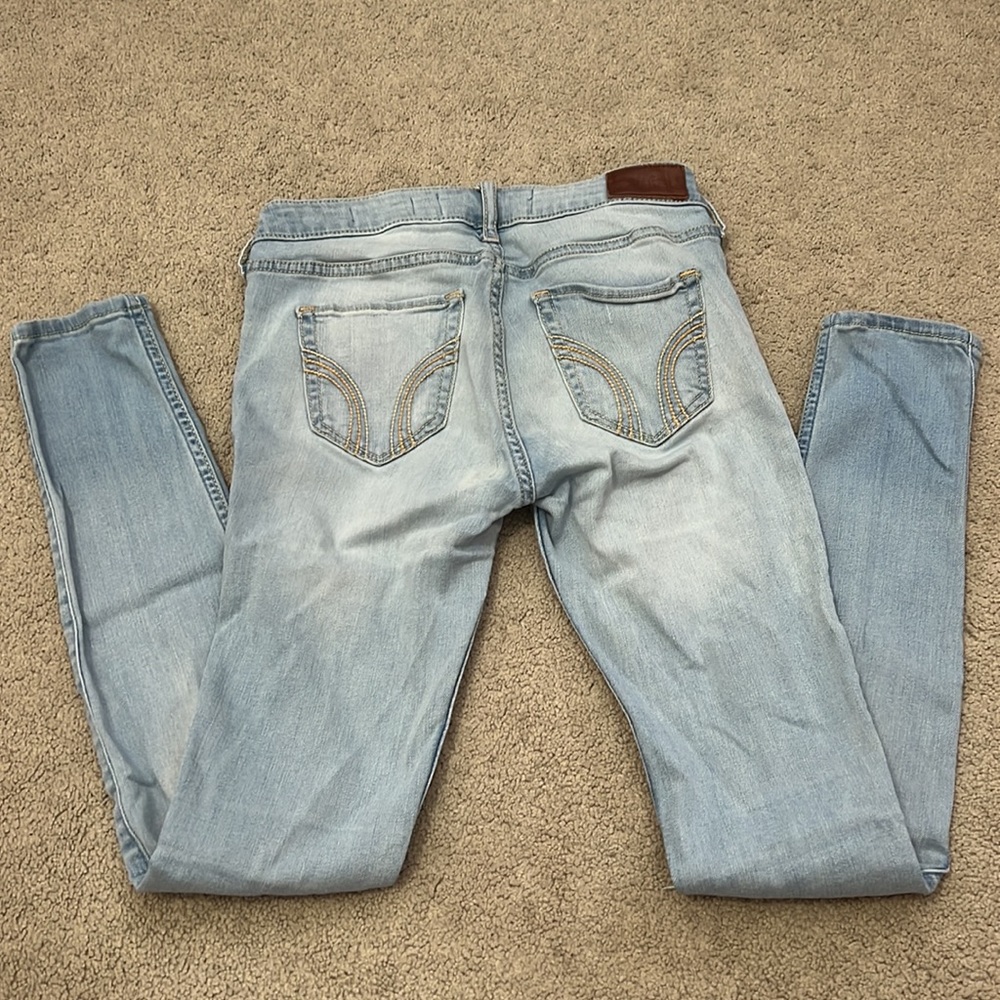 Hollister Jeans - Picture 3 of 4